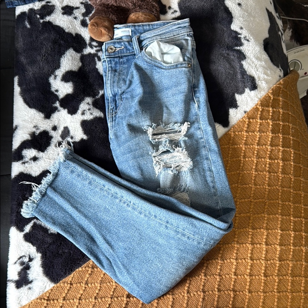 Distressed KanCan Jeans